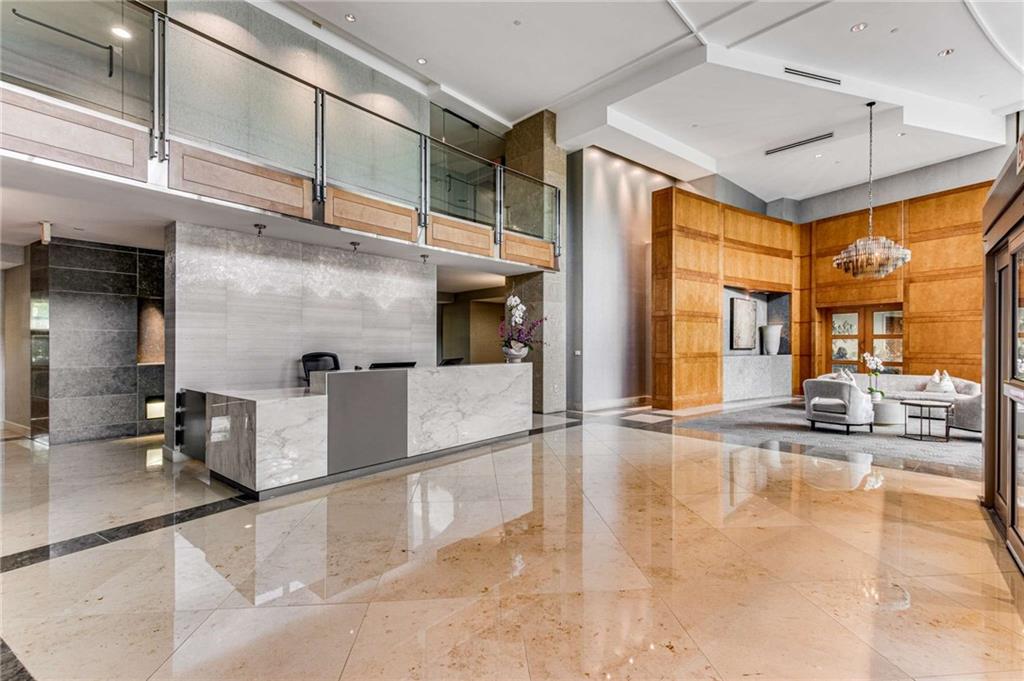 700 Park Regency Place NE Unit 1106