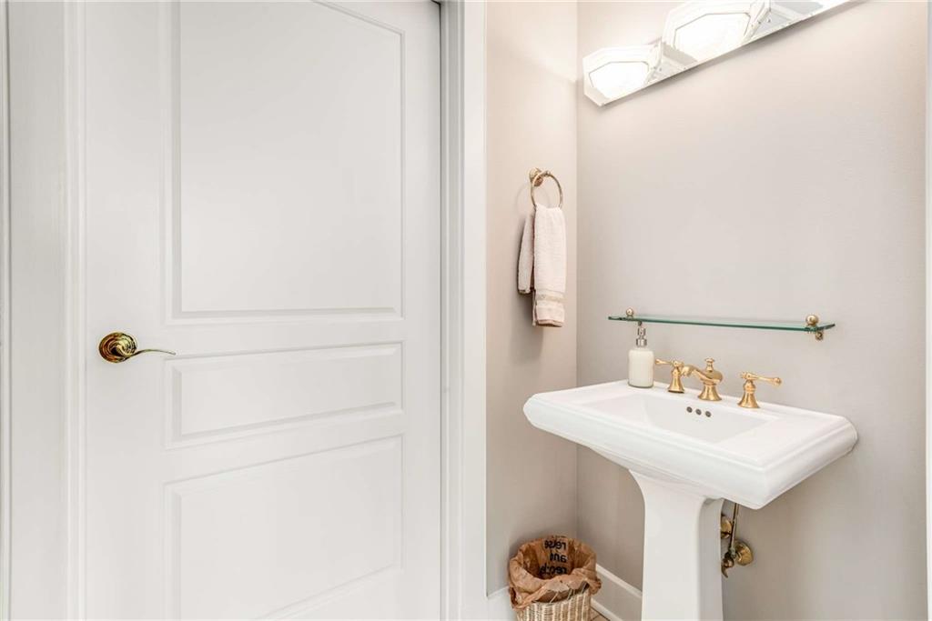 700 Park Regency Place NE Unit 1106