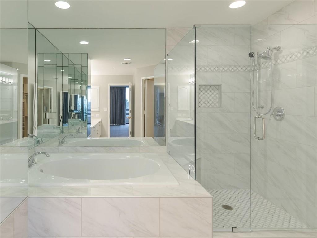 2660 Peachtree Road NW Unit 10C