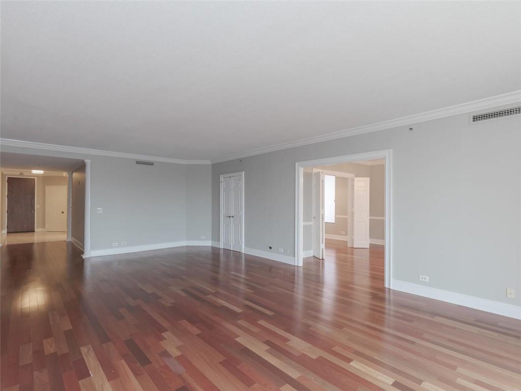 2660 Peachtree Road NW Unit 10C