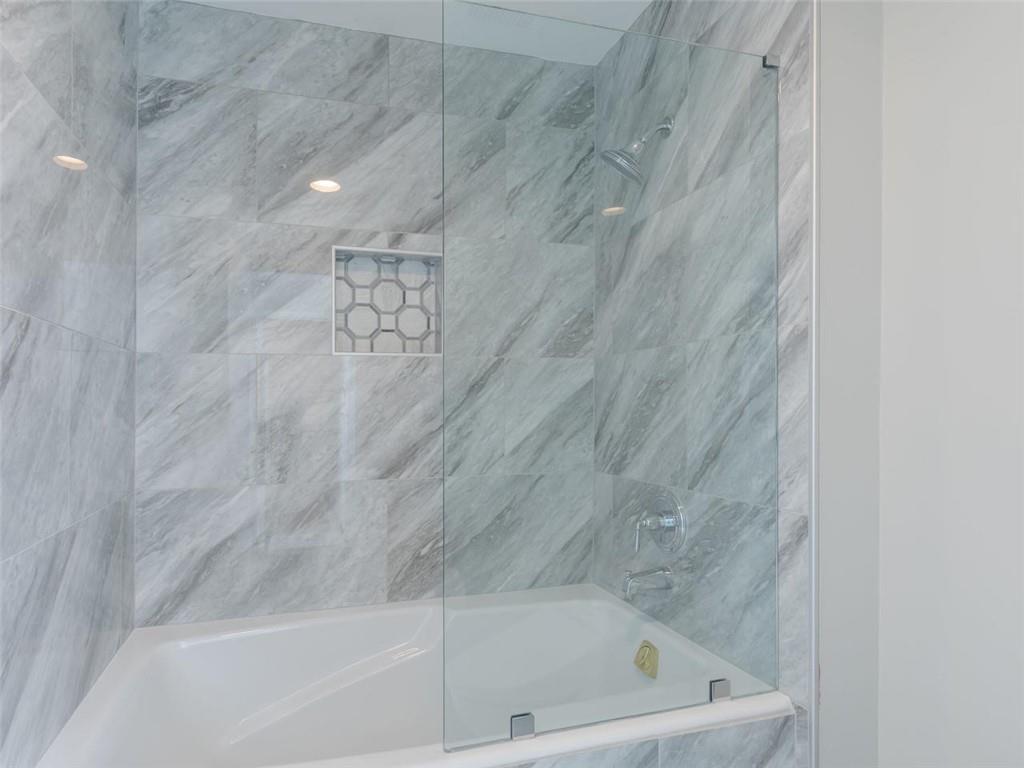 2660 Peachtree Road NW Unit 10C