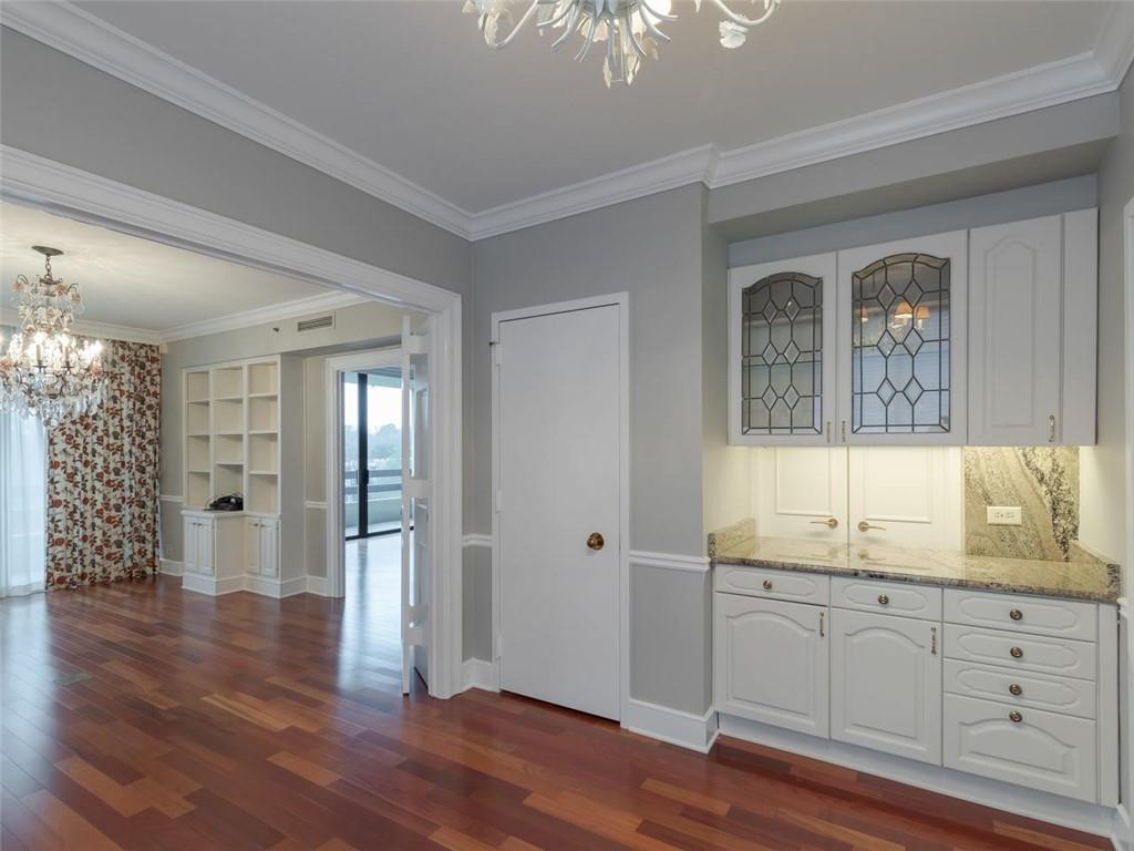 2660 Peachtree Road NW Unit 10C