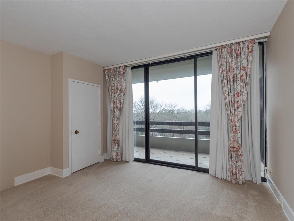 2660 Peachtree Road NW Unit 10C