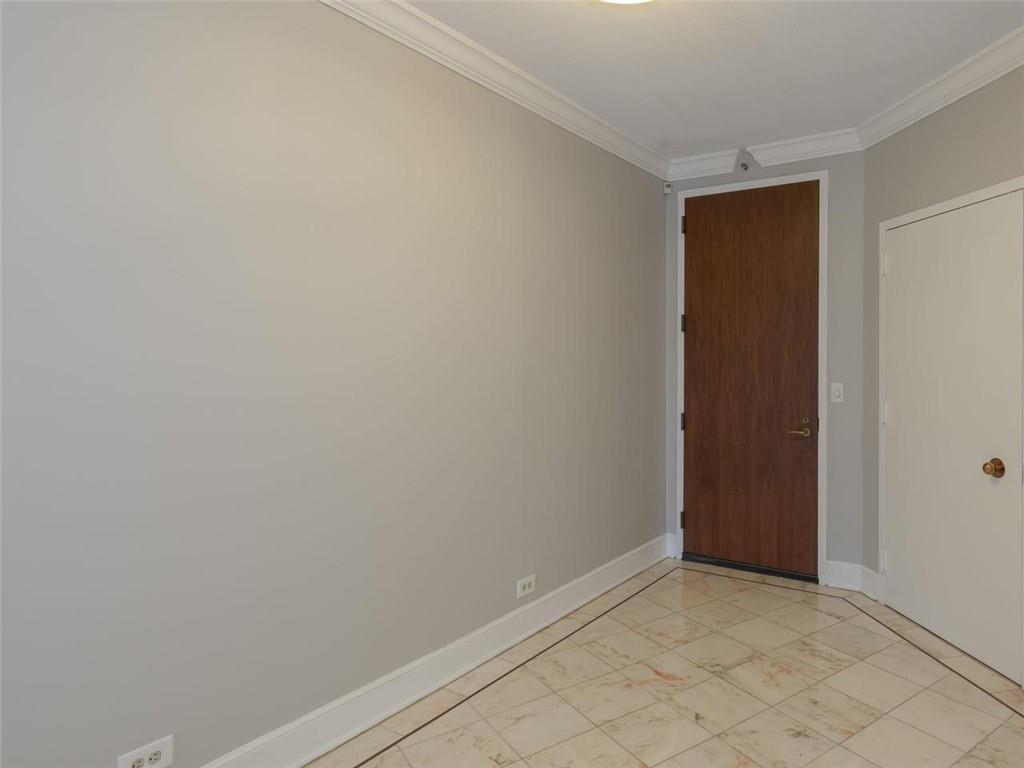 2660 Peachtree Road NW Unit 10C