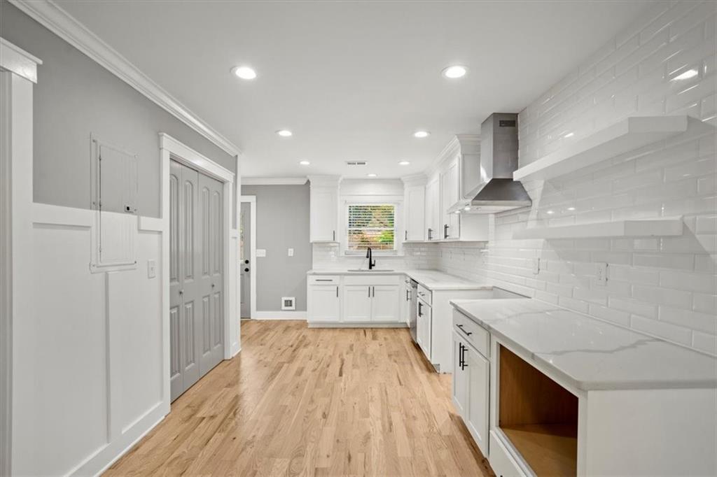 1121 Oakland Drive SW