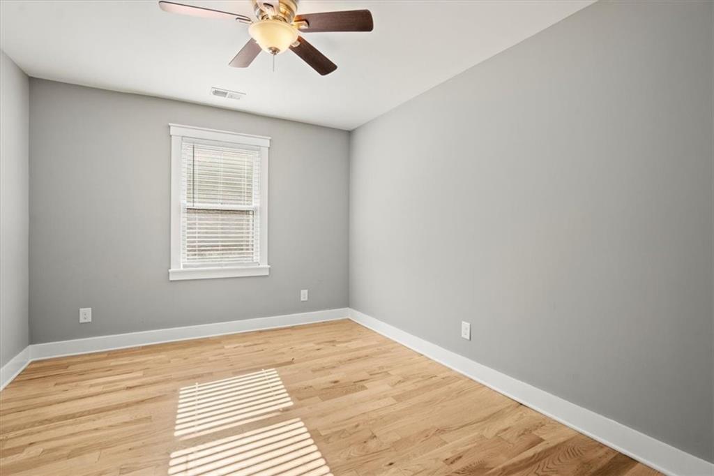1121 Oakland Drive SW