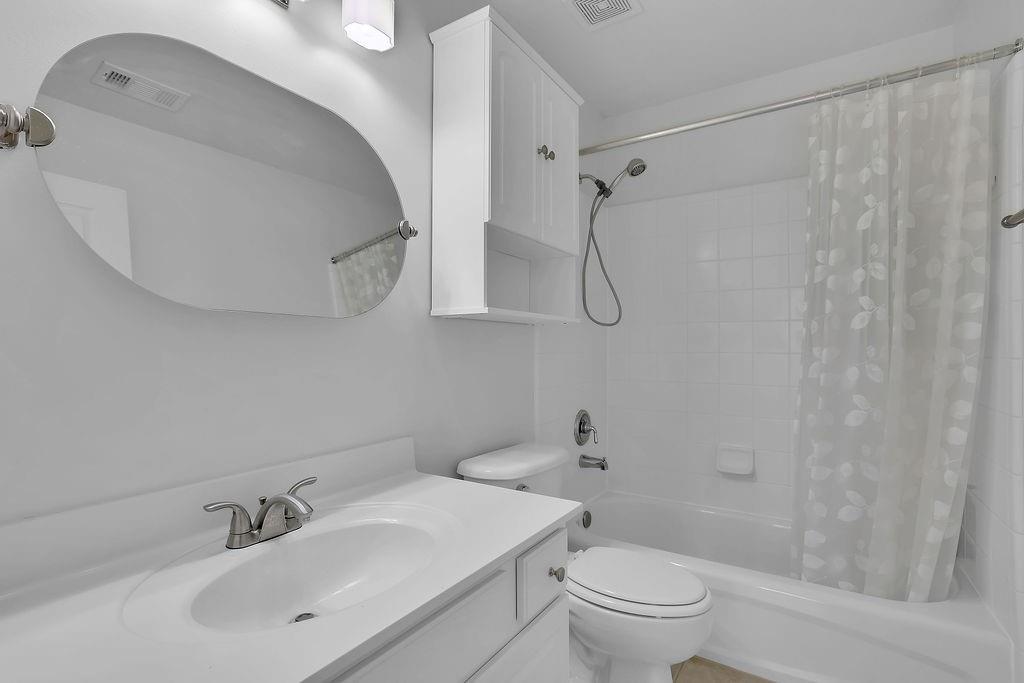 2536 Bridlewood Lane SE Unit 21