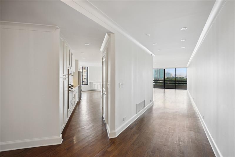 2660 Peachtree Road NW Unit 16E