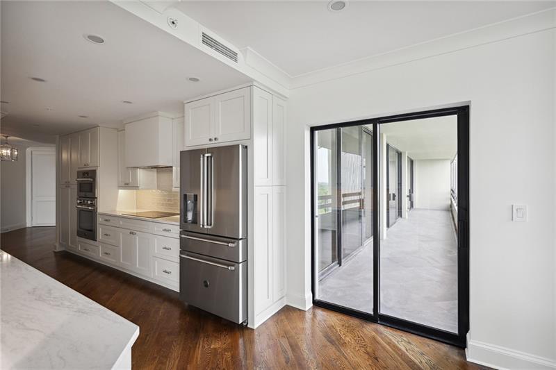 2660 Peachtree Road NW Unit 16E