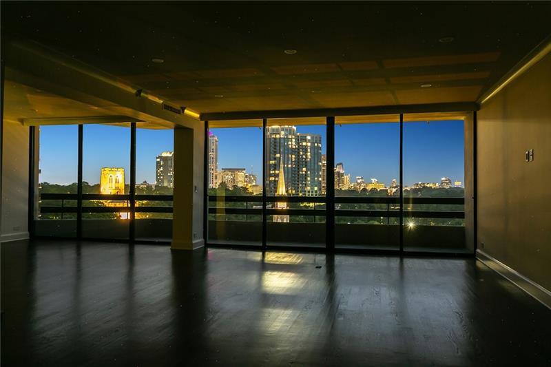 2660 Peachtree Road NW Unit 16E