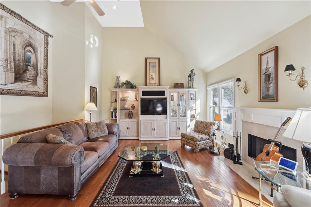 1445 Shade Tree Way