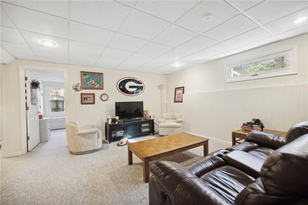 1445 Shade Tree Way