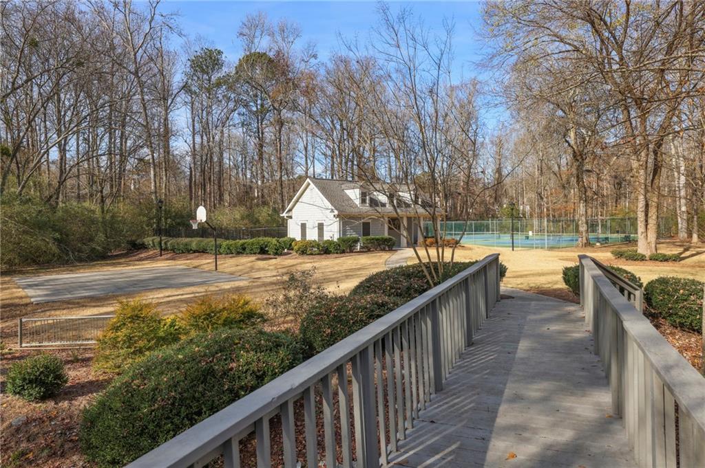 1445 Shade Tree Way