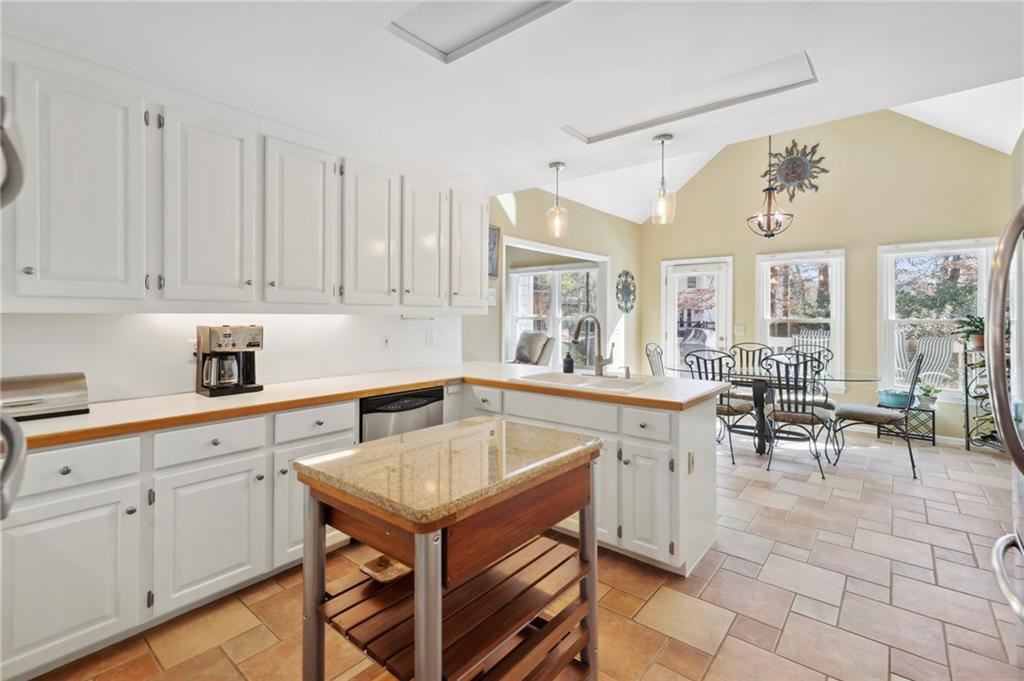1445 Shade Tree Way