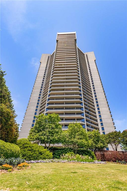 2660 Peachtree Road NW Unit 14B