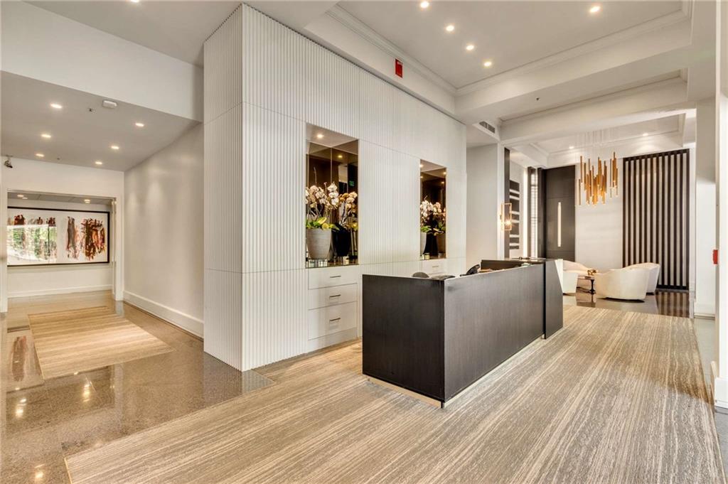 2660 Peachtree Road NW Unit 14B