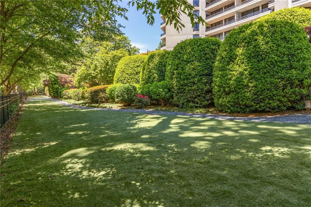 2660 Peachtree Road NW Unit 14B