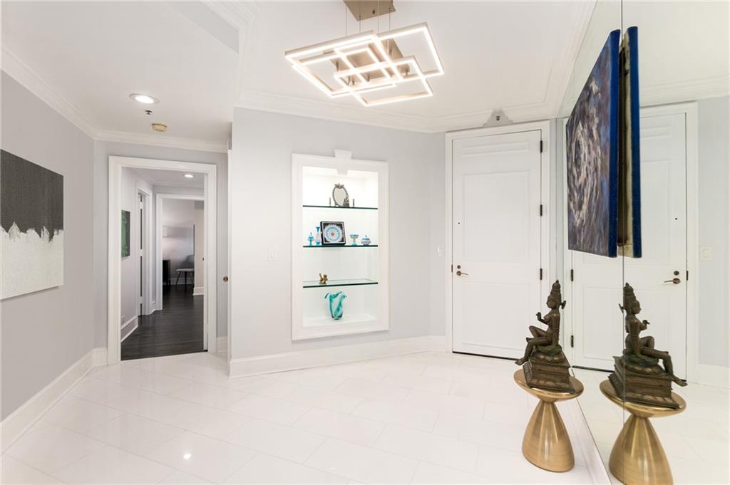 2660 Peachtree Road NW Unit 38F