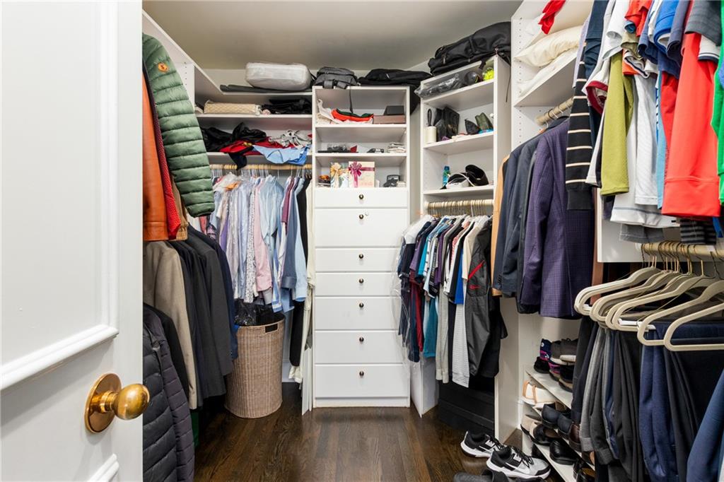 2660 Peachtree Road NW Unit 38F