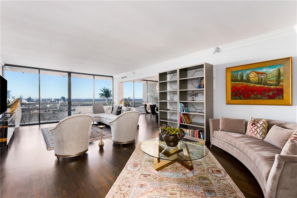 2660 Peachtree Road NW Unit 38F