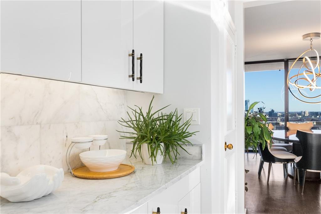 2660 Peachtree Road NW Unit 38F