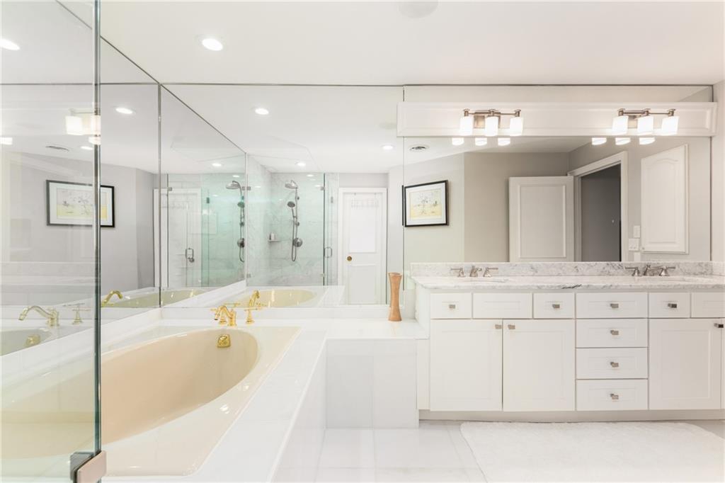 2660 Peachtree Road NW Unit 38F