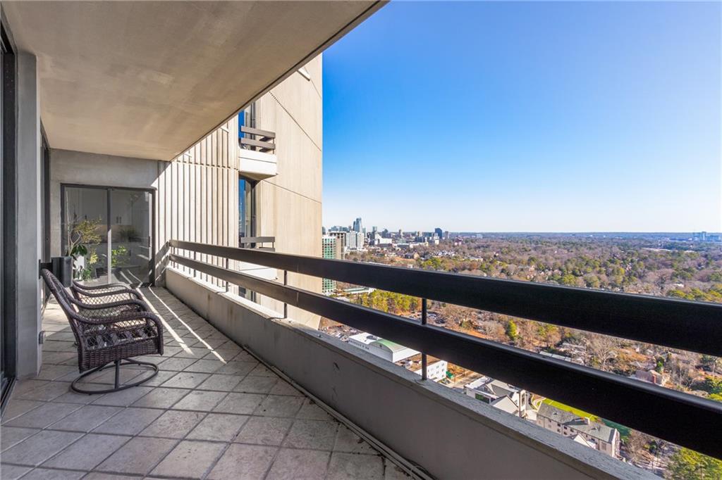 2660 Peachtree Road NW Unit 38F