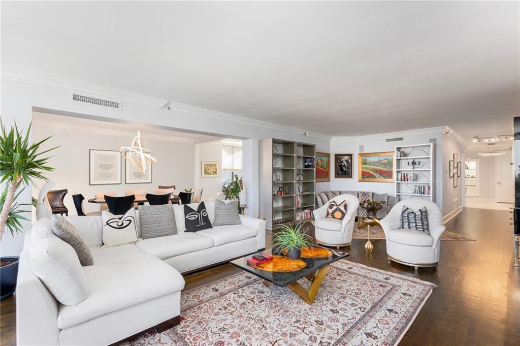 2660 Peachtree Road NW Unit 38F