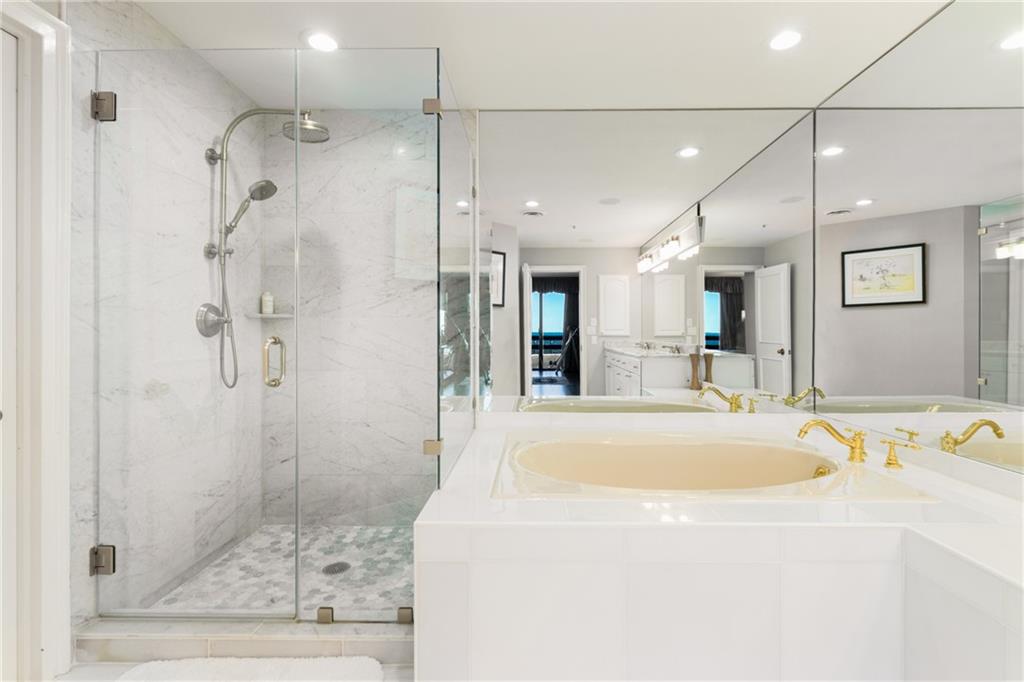 2660 Peachtree Road NW Unit 38F