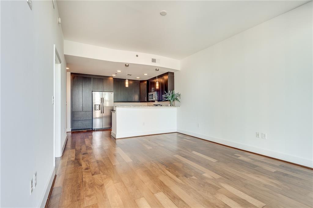 1080 Peachtree Street NE Unit 2201