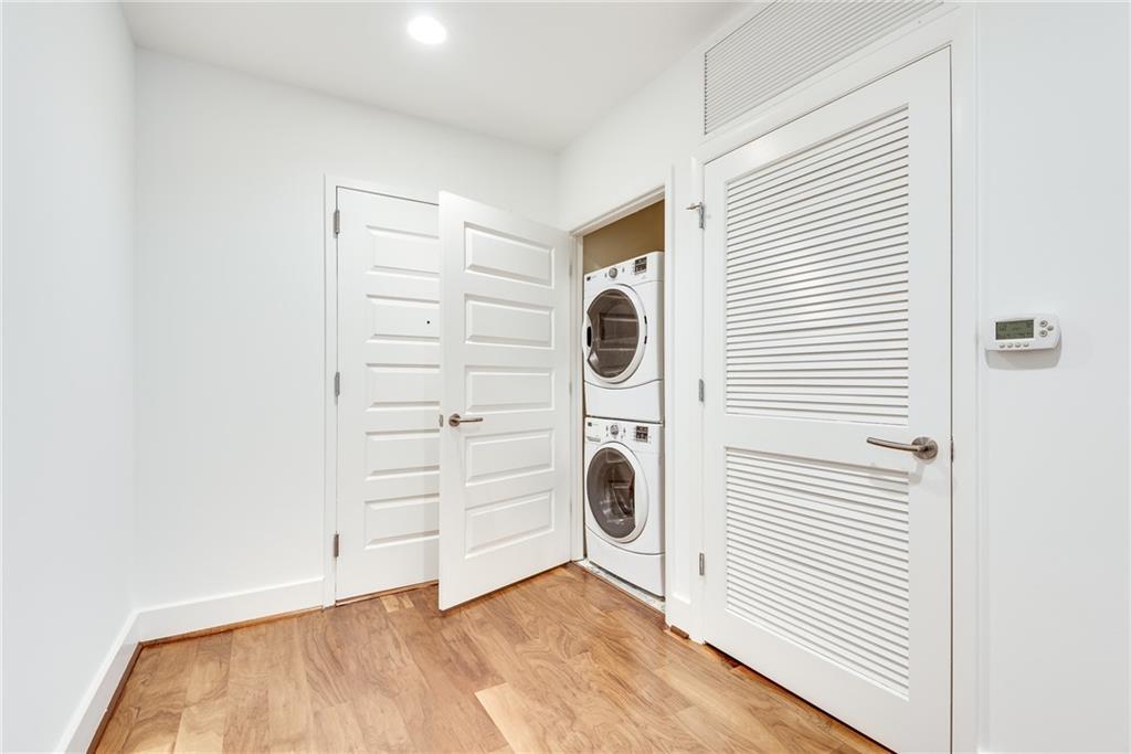 1080 Peachtree Street NE Unit 2201