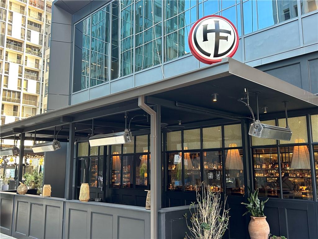 1080 Peachtree Street NE Unit 2201