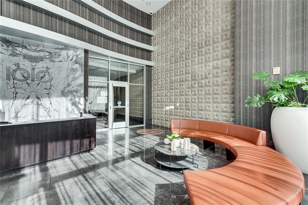 1080 Peachtree Street NE Unit 2201