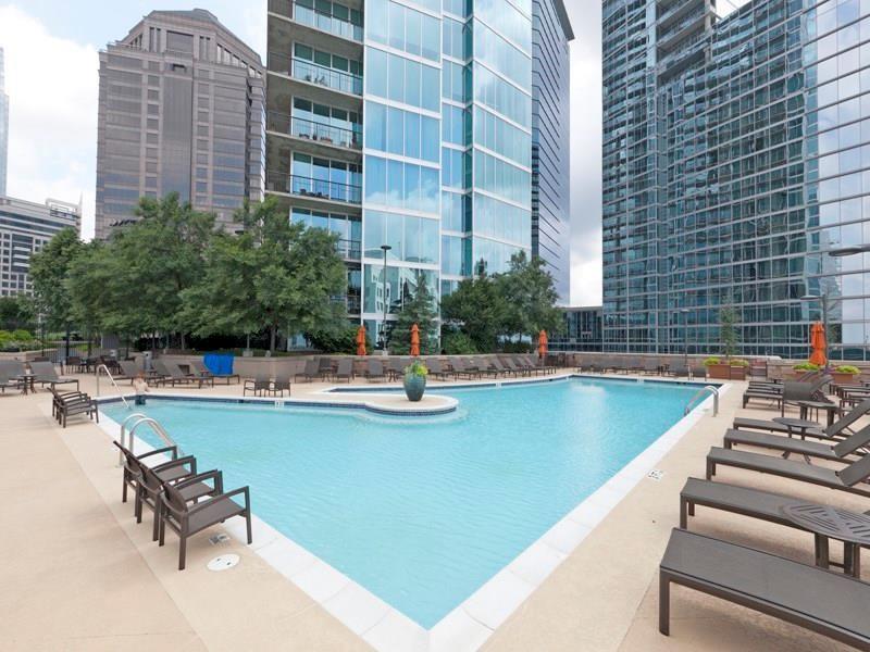 1080 Peachtree Street NE Unit 2201