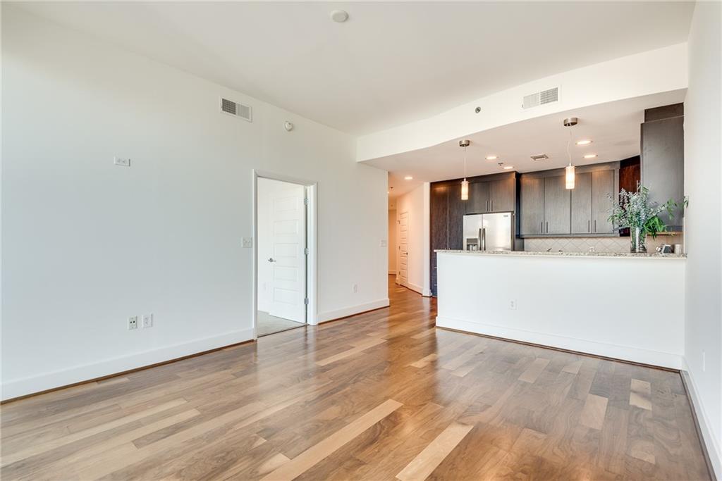 1080 Peachtree Street NE Unit 2201