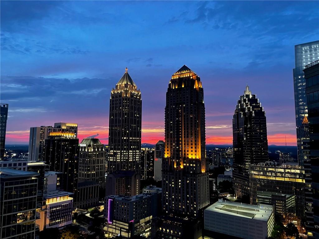 1080 Peachtree Street NE Unit 2201