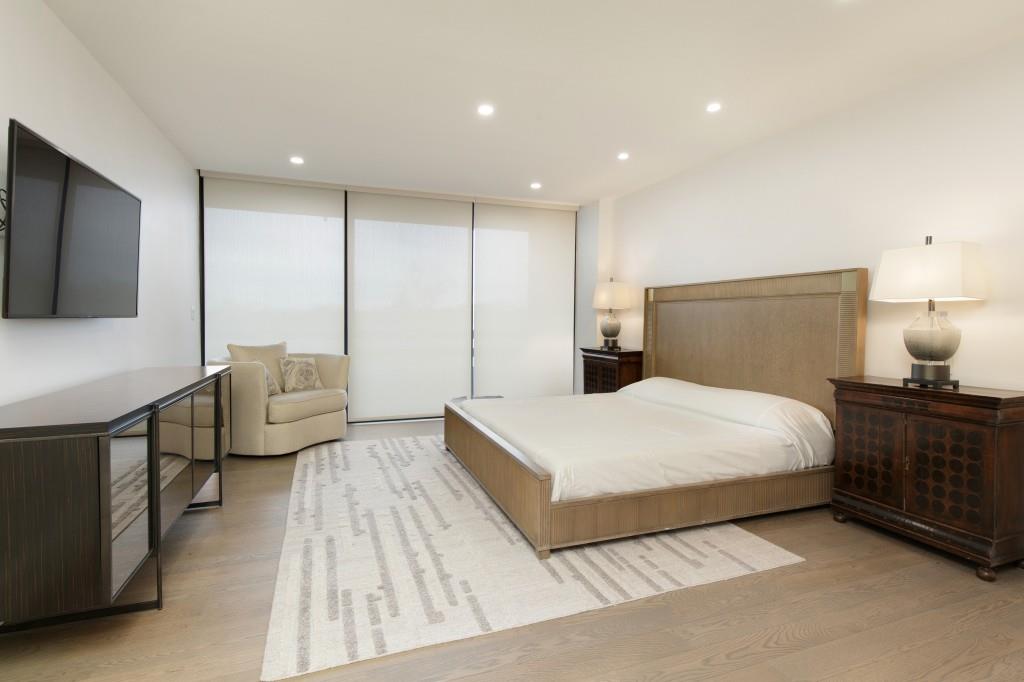 2660 Peachtree Road NW Unit 11-B