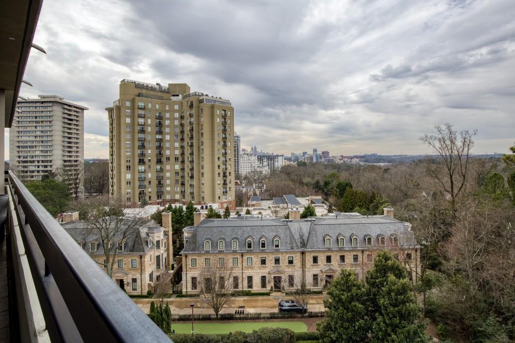 2660 Peachtree Road NW Unit 11-B