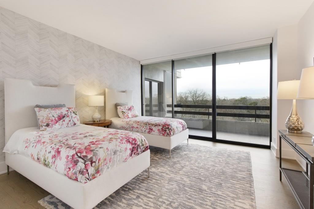 2660 Peachtree Road NW Unit 11-B