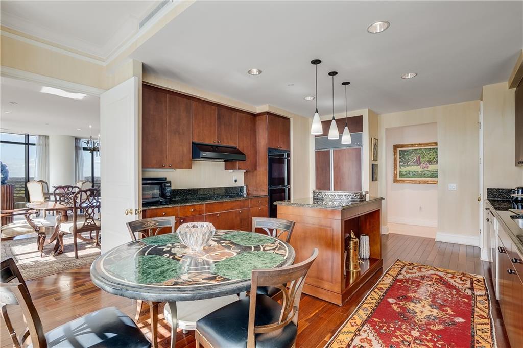 750 Park Avenue NE Unit 14W