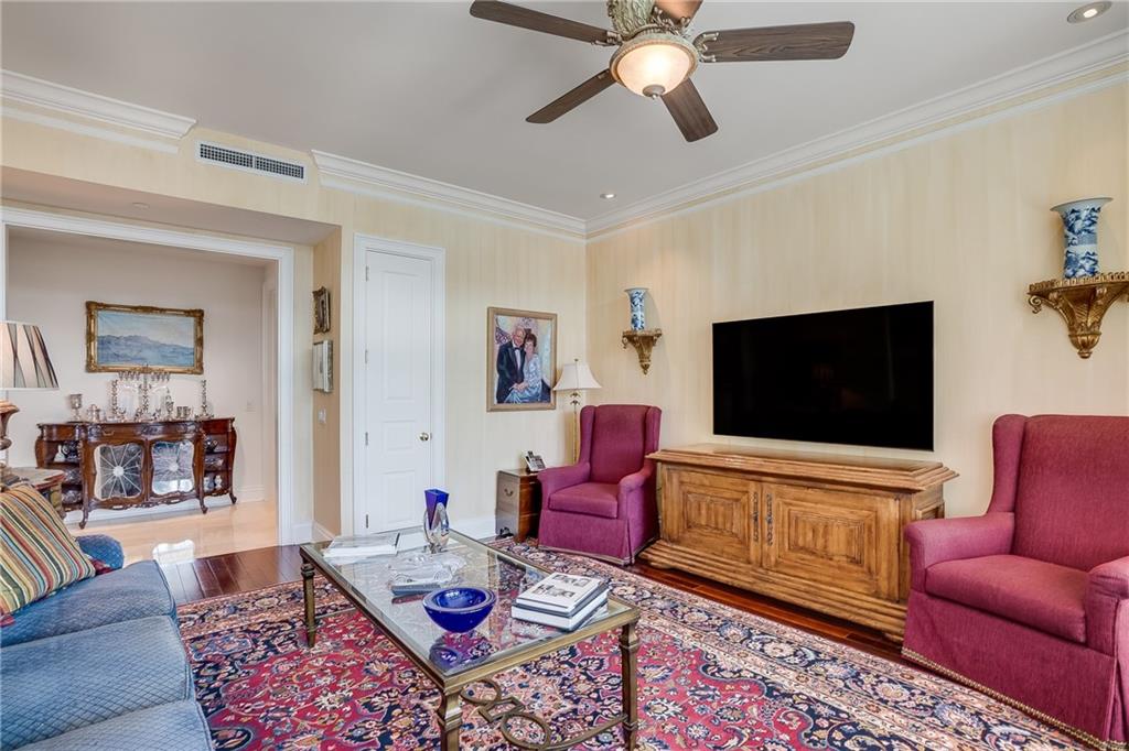 750 Park Avenue NE Unit 14W