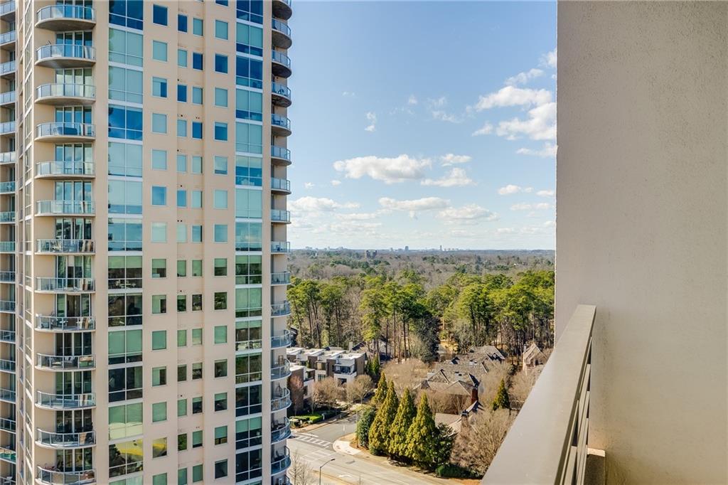 750 Park Avenue NE Unit 14W