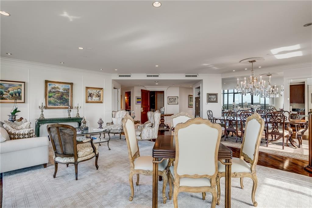 750 Park Avenue NE Unit 14W