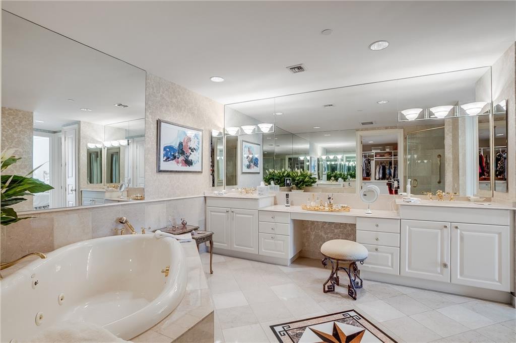 750 Park Avenue NE Unit 14W