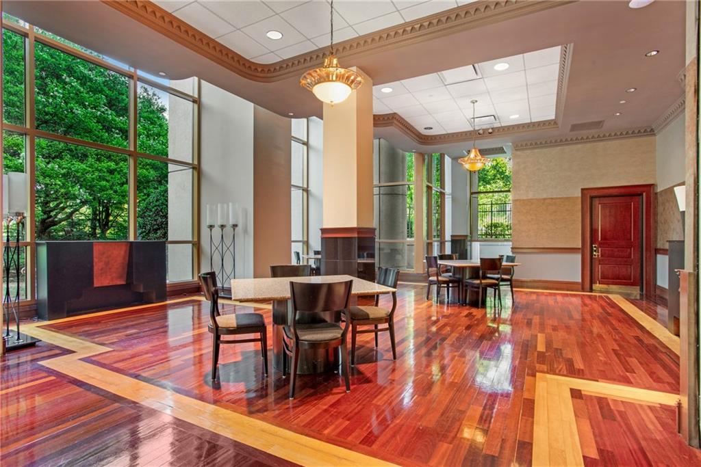 750 Park Avenue NE Unit 14W