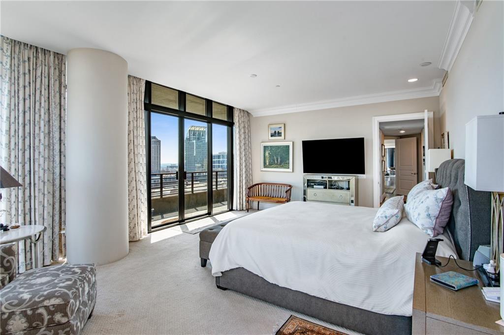 750 Park Avenue NE Unit 14SE