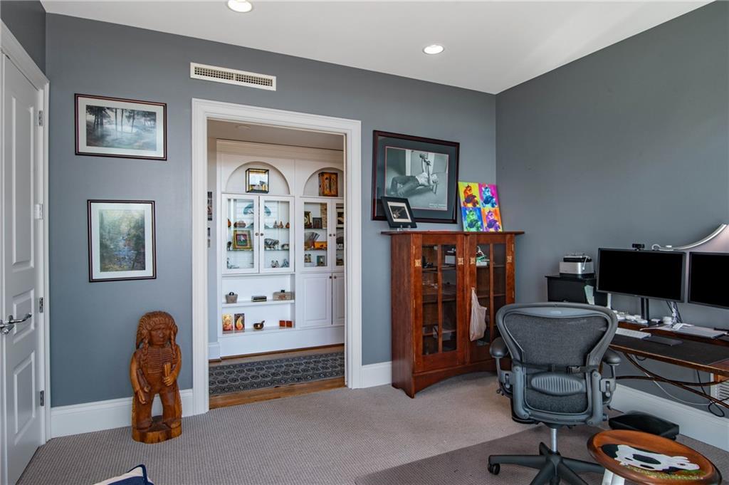 750 Park Avenue NE Unit 14SE