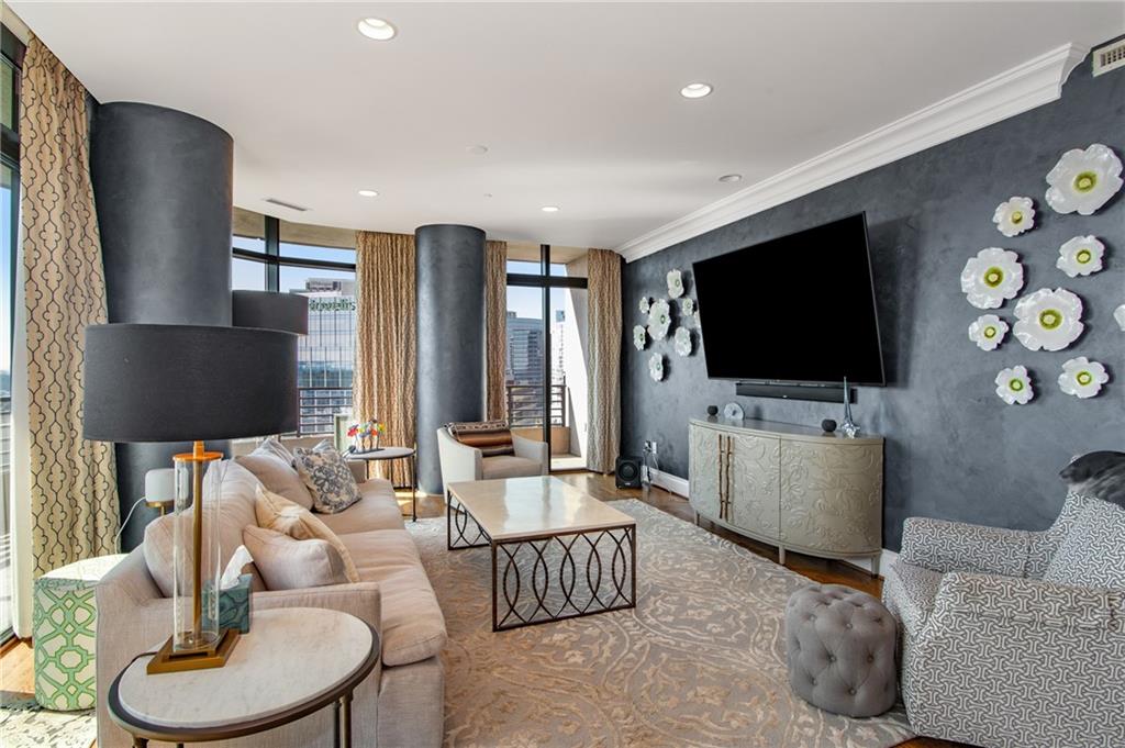 750 Park Avenue NE Unit 14SE