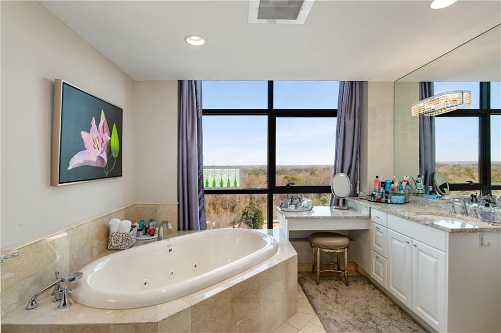 750 Park Avenue NE Unit 14SE