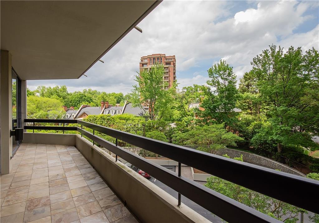 2660 Peachtree Road NW Unit 6E